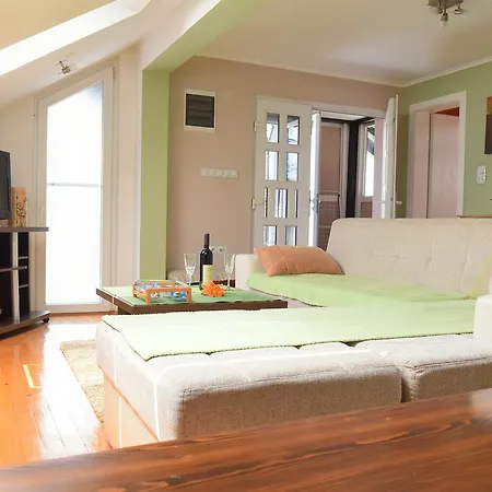 Apartamento Potkrovlje *