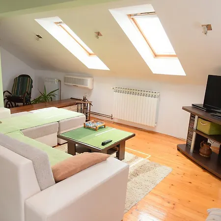 Potkrovlje Apartamento Bijeljina
